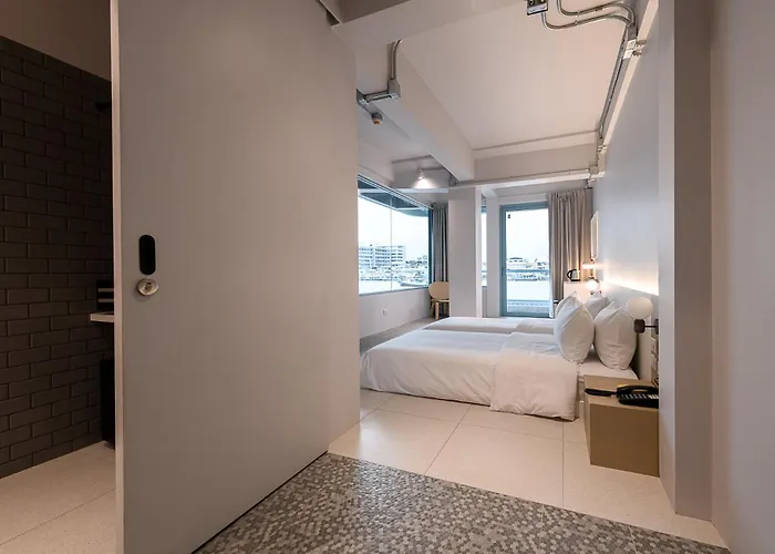 Mowa Hotel